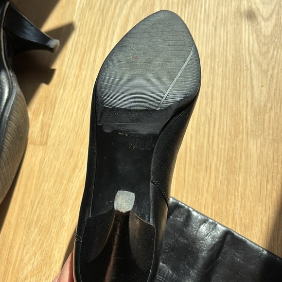 Vintage Etienne Aigner Black Leather Boots - Picture 8 of 8